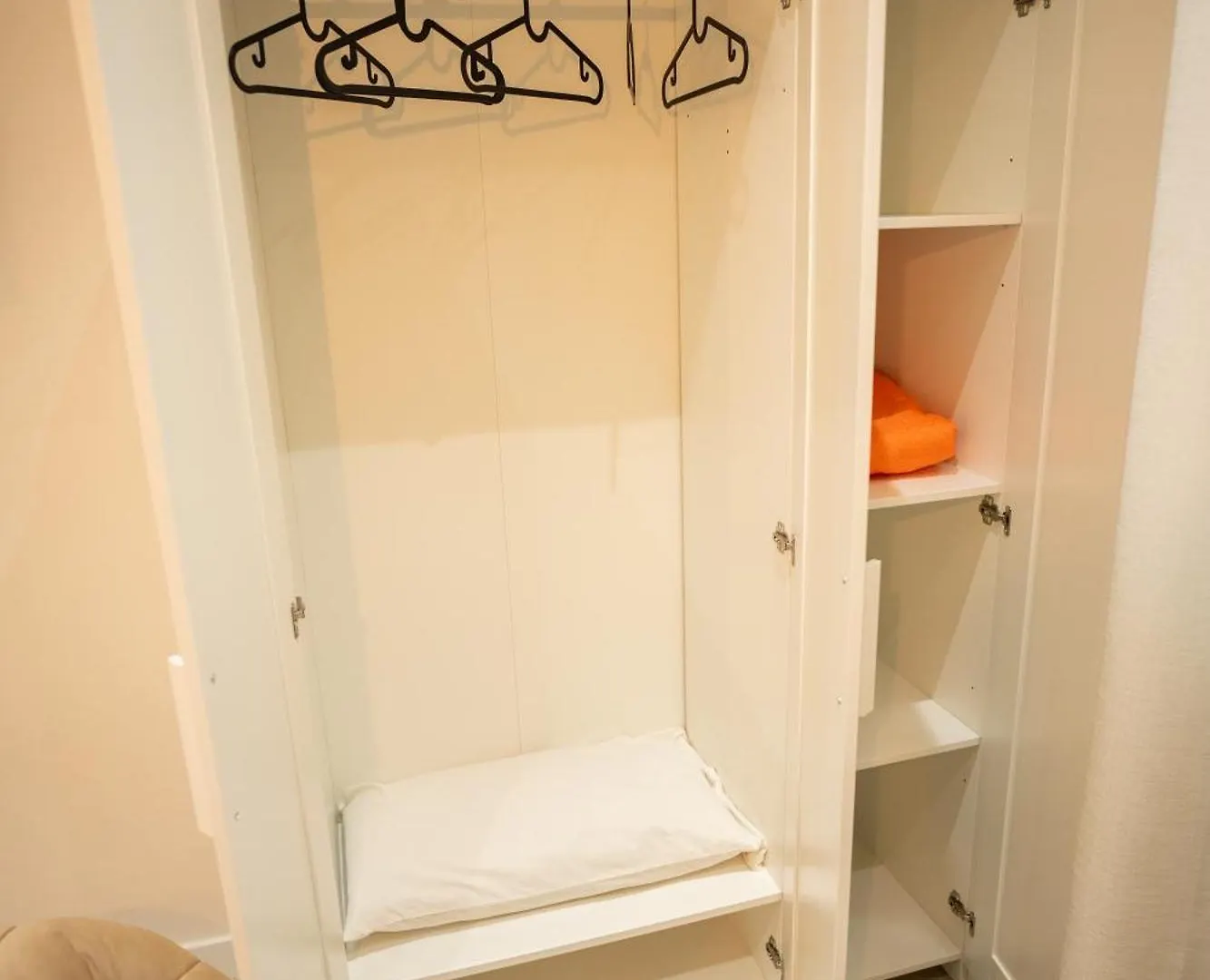 Bed & Breakfast Bed and Breakfast Abt L'Aura Palermo Italia
